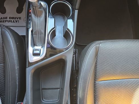 Used 2020 Buick Encore GX Essence FWD image 36