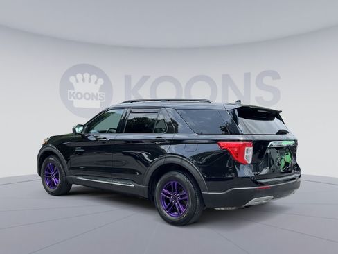 Used 2020 Ford Explorer XLT w/ Equipment Group 202A AWD/4WD image 8
