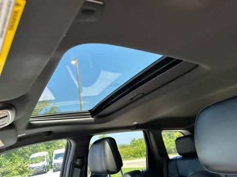 Certified 2020 Jeep Grand Cherokee Limited AWD/4WD image 6