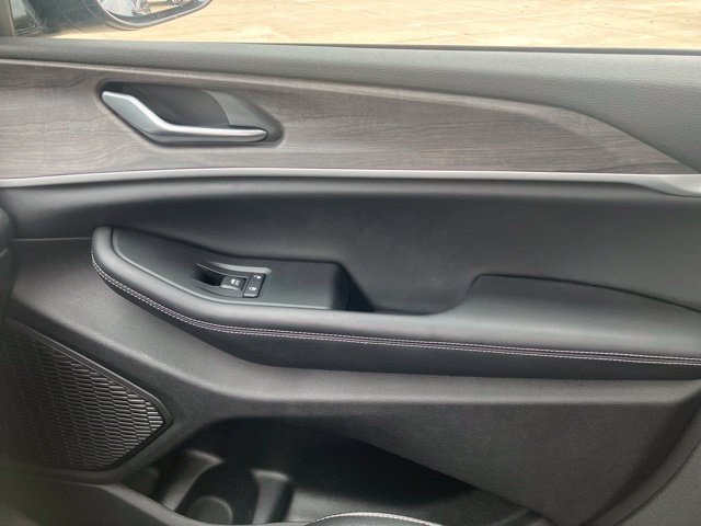 Certified 2024 Jeep Grand Cherokee Limited w/ Luxury Tech Group II AWD/4WD image 19