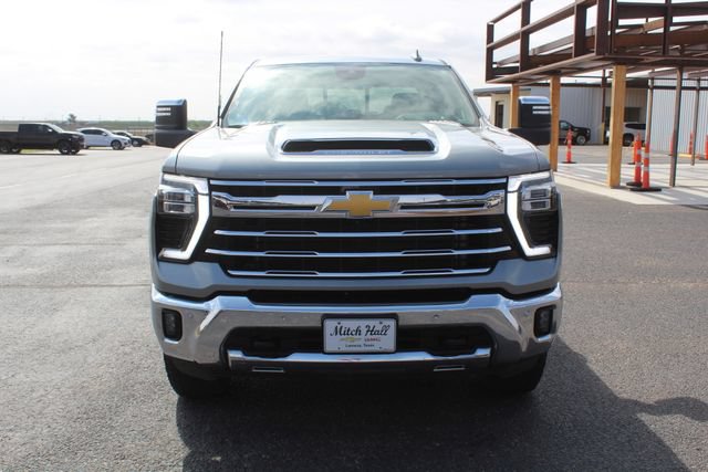 Used 2025 Chevrolet Silverado 2500 LTZ w/ LTZ Texas Edition AWD/4WD image 12