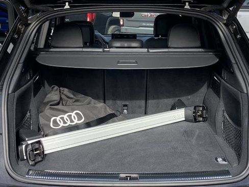 Used 2024 Audi Q5 e Premium Plus image 22