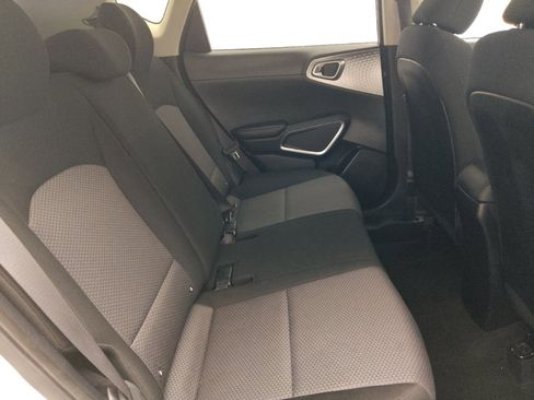 Used 2020 Kia Soul LX FWD image 19
