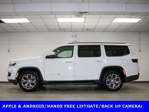 Used 2022 Jeep Wagoneer Series II image 3