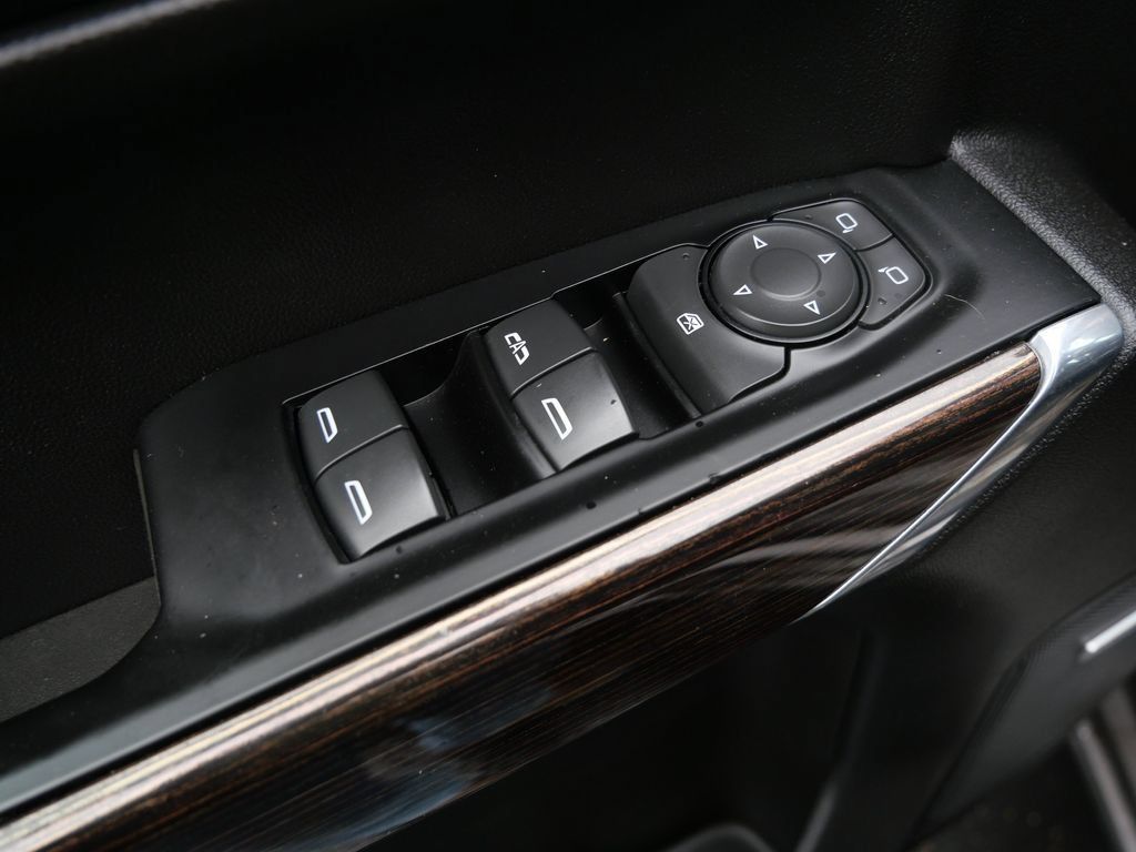Used 2020 GMC Sierra 1500 Elevation AWD/4WD image 15