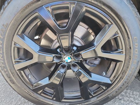 Used 2022 BMW X7 xDrive40i w/ Luxury Seating Package AWD/4WD image 32