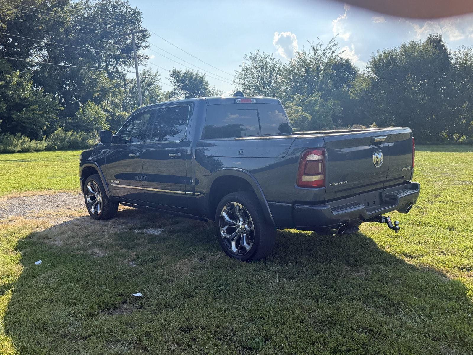 Used 2022 RAM 1500 Limited AWD/4WD image 4