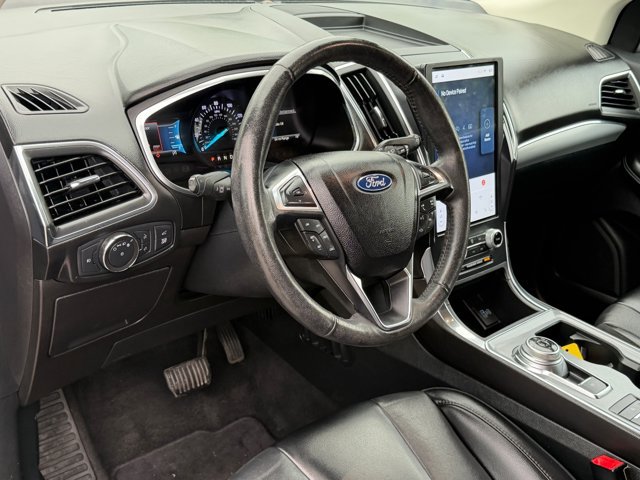 Certified 2021 Ford Edge Titanium FWD image 16