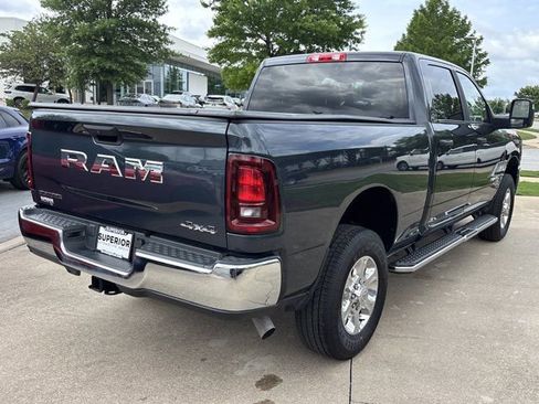 Used 2025 RAM 2500 Big Horn AWD/4WD image 2
