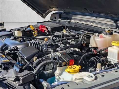 Used 2023 Jeep Gladiator Overland w/ Popular Equipment Package image 22