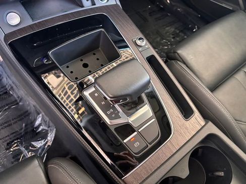 Used 2024 Audi Q5 2.0T Premium Plus image 25