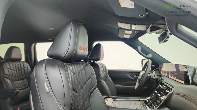 Used 2026 Nissan Armada PRO-4X w/ Captain's Chari Seat Package AWD/4WD image 21