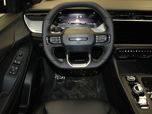 New 2026 Jeep Cherokee Limited AWD/4WD image 12