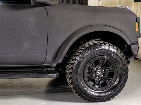 Used 2022 Ford Bronco Wildtrak image 7