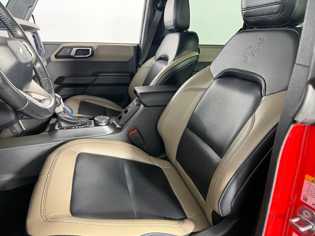 Used 2024 Ford Bronco Wildtrak AWD/4WD image 22