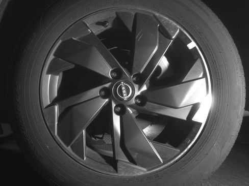 Used 2025 Nissan Rogue SV image 14