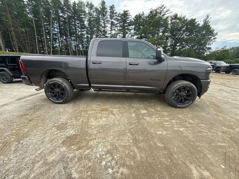 New 2026 RAM 2500 Laramie AWD/4WD image 6