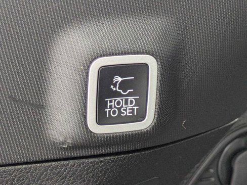 Certified 2025 Jeep Grand Cherokee Limited RWD image 13