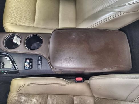 Used 2018 Toyota Avalon Limited w/ All Weather Liner Package FWD image 21