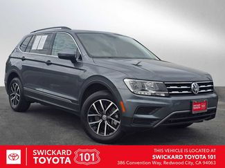 Used 2021 Volkswagen Tiguan SE w/ Panoramic Sunroof Package image 1