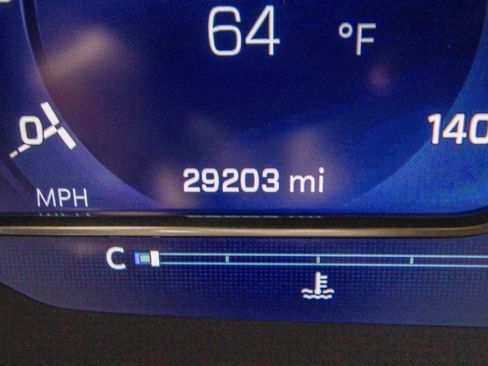 Used 2022 Chevrolet Tahoe Z71 w/ Z71 Off-Road Package image 24