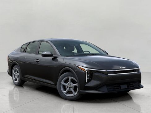 New 2025 Kia K4 image 8
