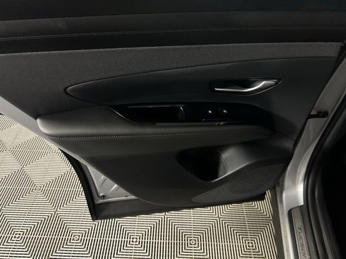 Used 2025 Hyundai Tucson Limited image 29