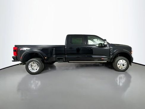 New 2026 Ford F450 Platinum w/ FX4 Off-Road Package image 8