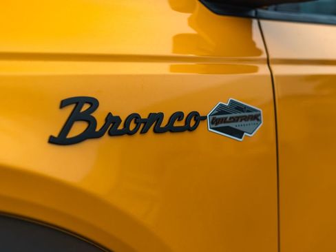 Used 2021 Ford Bronco Wildtrak image 14