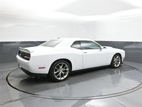 Used 2022 Dodge Challenger GT image 15