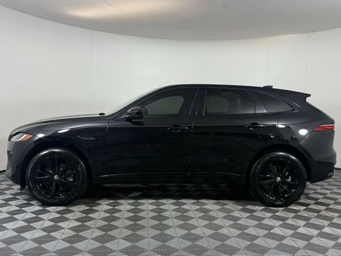 New 2025 Jaguar F-PACE R-Dynamic S image 3