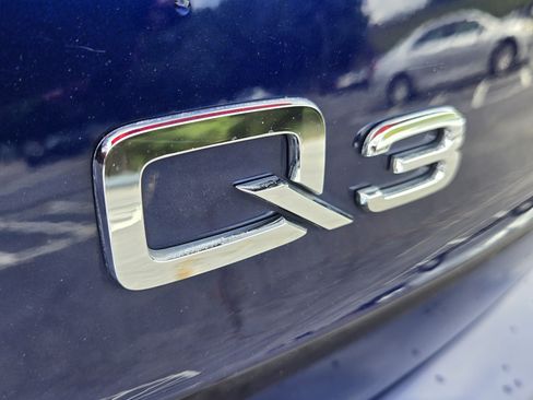 Used 2021 Audi Q3 2.0T Premium AWD/4WD image 29