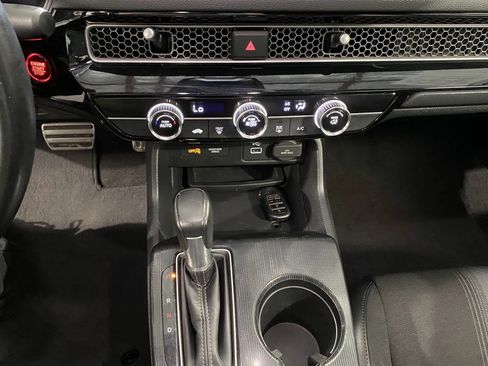 Used 2024 Honda Civic Sport image 15