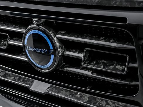 Used 2025 Mercedes-Benz G 63 AMG AMG G 63-GENUINE MANSORY BUILD image 8