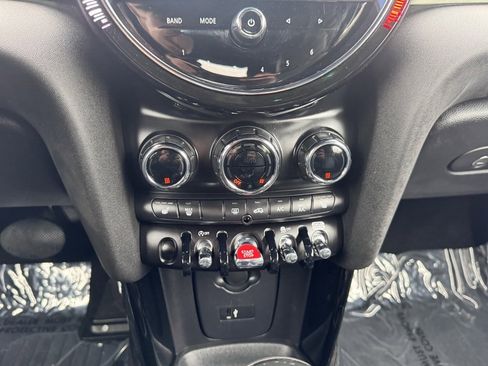 Used 2024 MINI Cooper S image 8