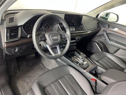 Used 2023 Audi Q5 2.0T Premium w/ Convenience Package image 20