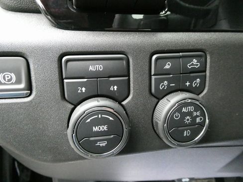 Certified 2025 Chevrolet Silverado 1500 LTZ w/ LTZ Premium Package image 26