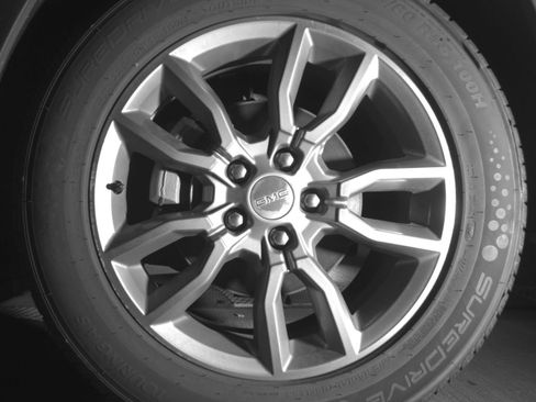 Used 2024 GMC Terrain SLT AWD/4WD image 12