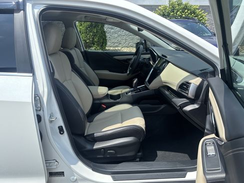 Used 2024 Subaru Outback Limited AWD/4WD image 21