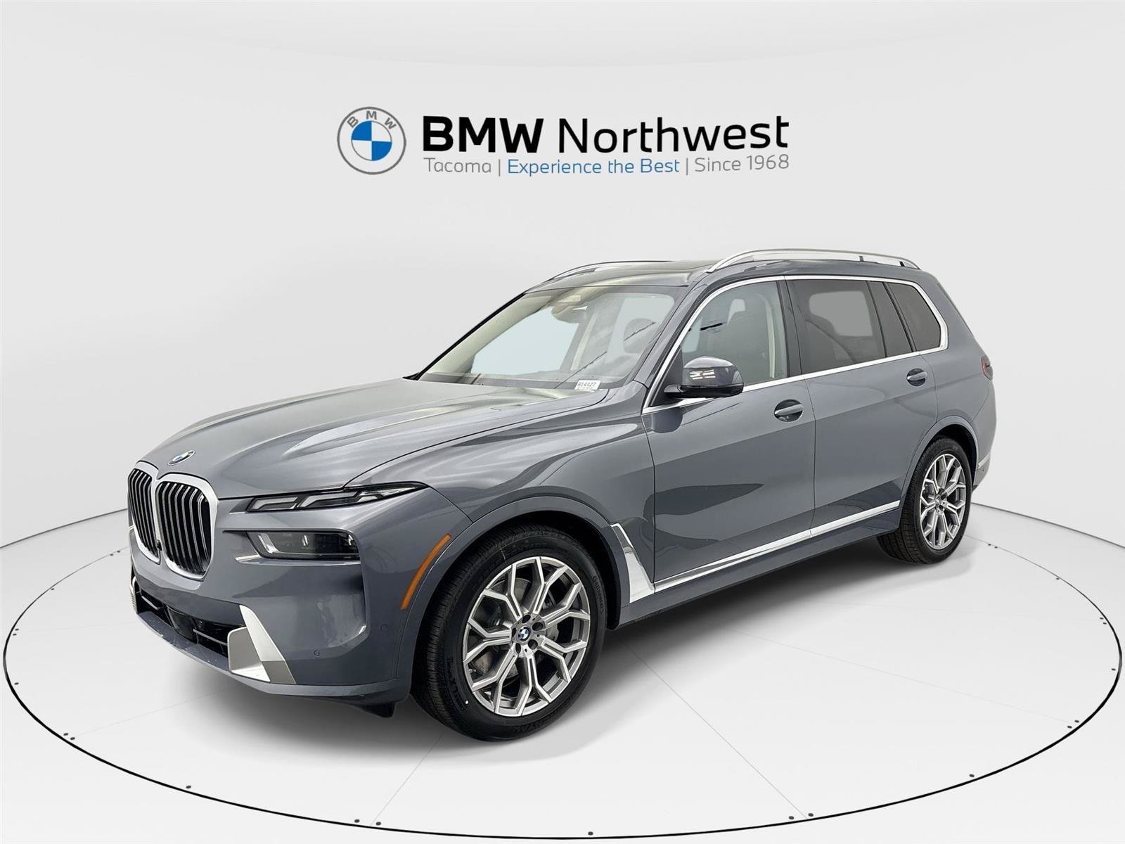 New 2026 BMW X7 xDrive40i w/ Premium Package AWD/4WD image 1