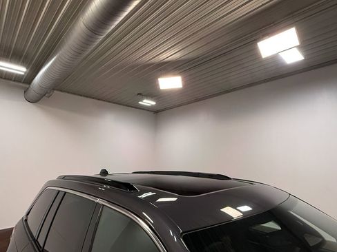 Used 2024 Jeep Grand Cherokee Overland AWD/4WD image 44