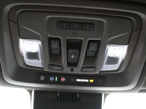Used 2024 GMC Sierra 1500 Denali image 39