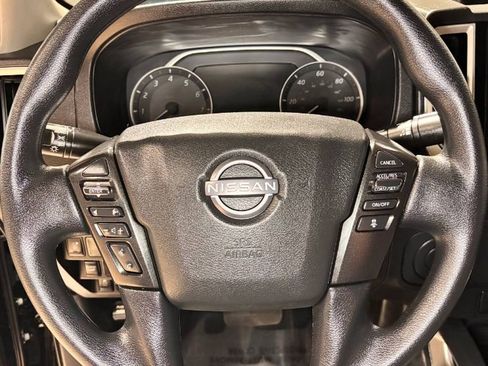 Used 2025 Nissan Frontier SV image 24