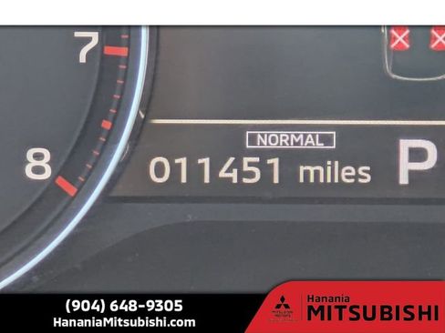 Used 2025 Mitsubishi Outlander ES image 31