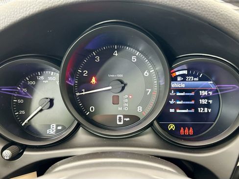 Certified 2026 Porsche Macan AWD/4WD image 35