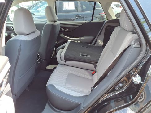 Used 2025 Subaru Outback Premium AWD/4WD image 22