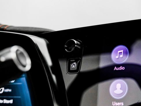 Used 2023 Chevrolet Corvette Stingray Premium Cpe w/ Z51 Performance Package image 71