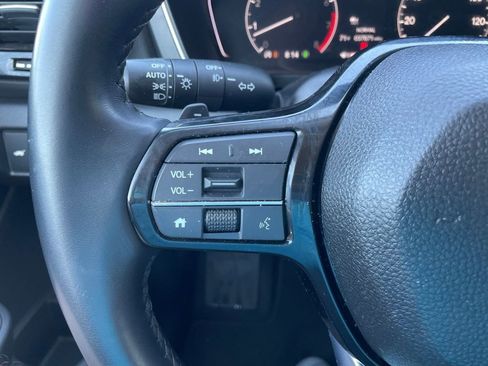Used 2025 Honda Pilot Touring image 28