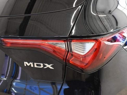 Used 2023 Acura MDX SH-AWD w/ Advance Package image 12