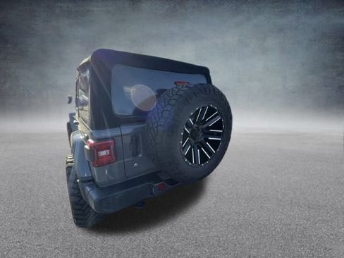 Used 2020 Jeep Wrangler Unlimited Sahara w/ LED Lighting Group image 11